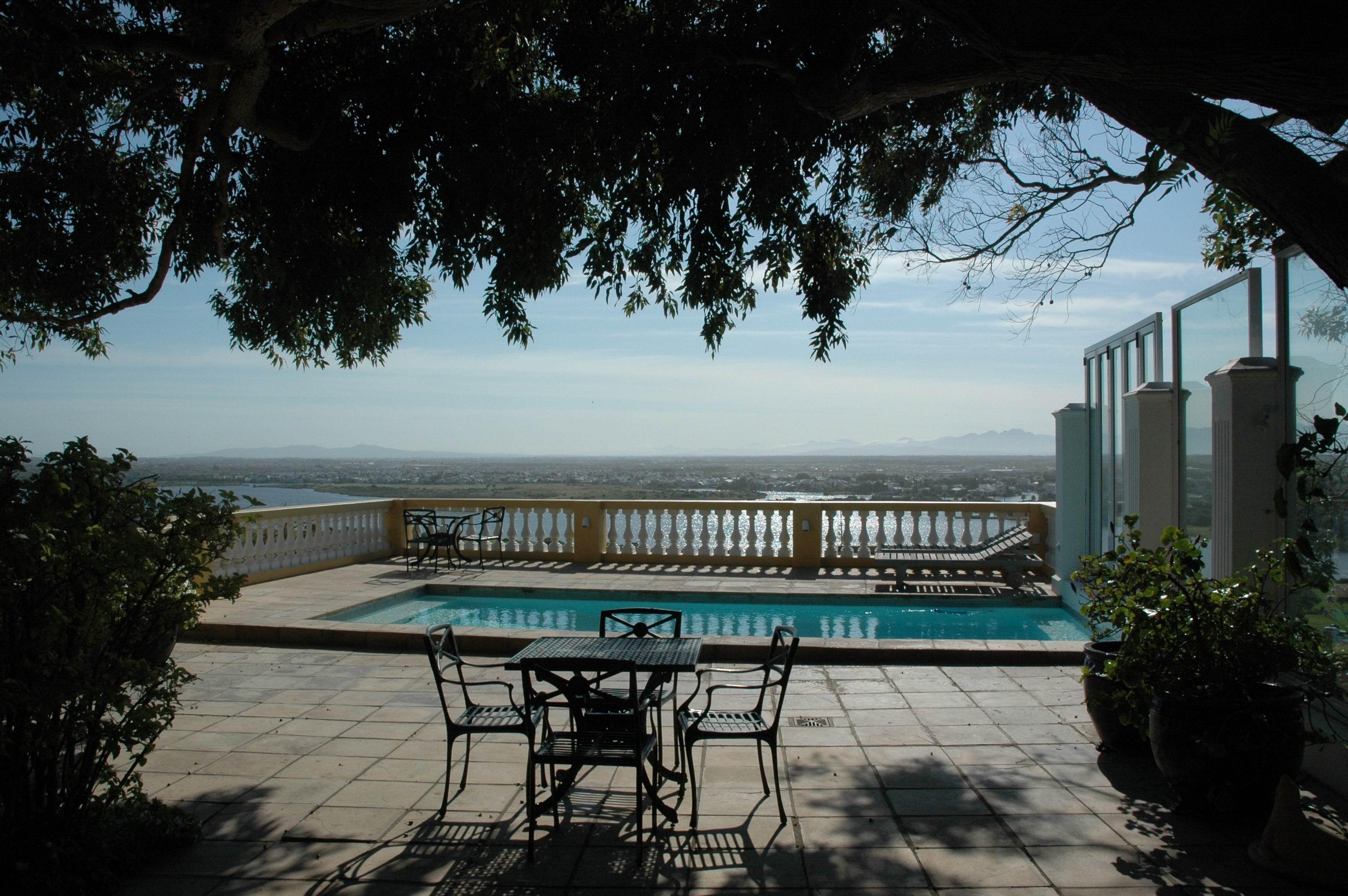 Colona Castle Hotel Lakeside Exterior foto