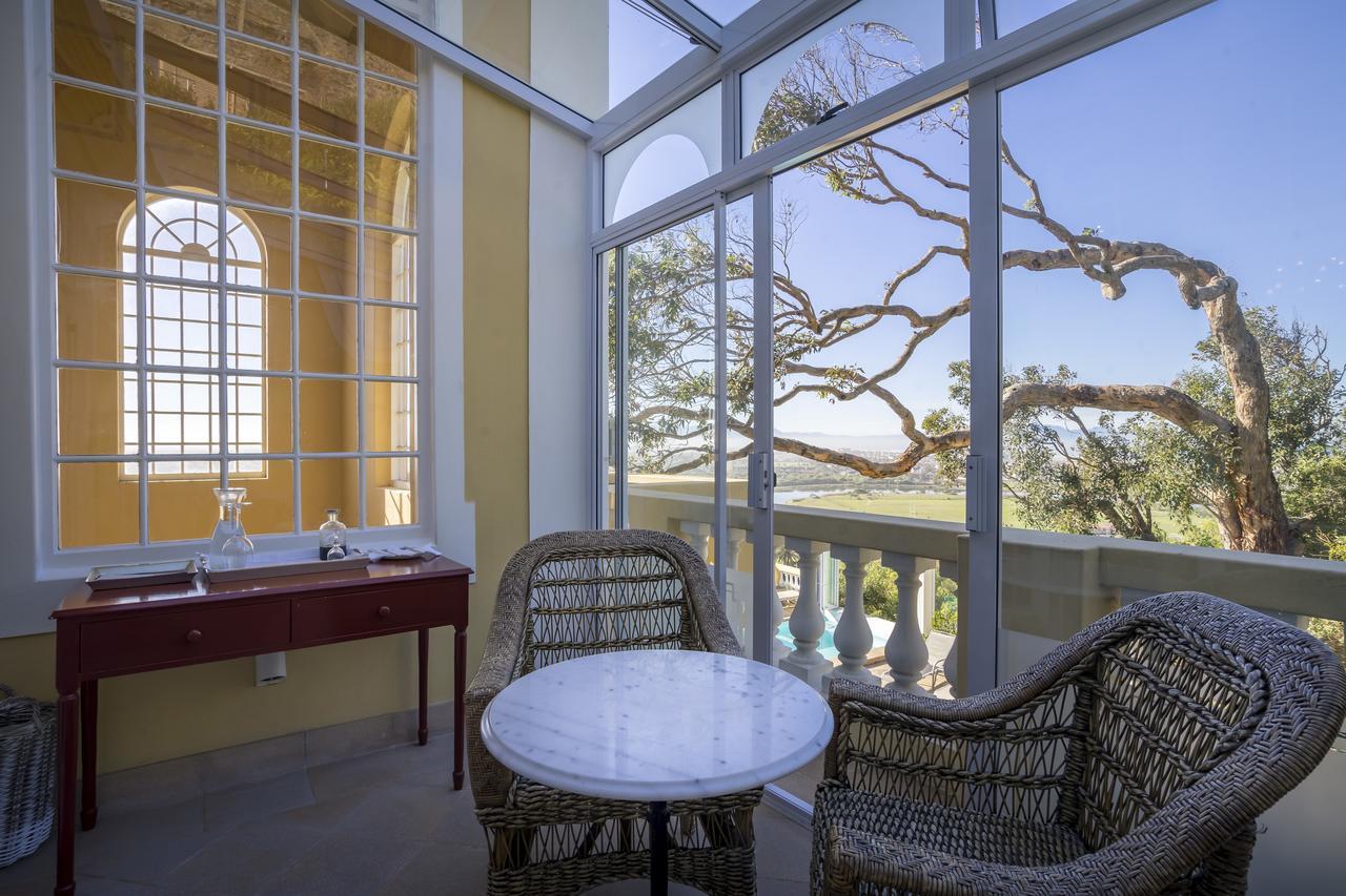Colona Castle Hotel Lakeside Exterior foto